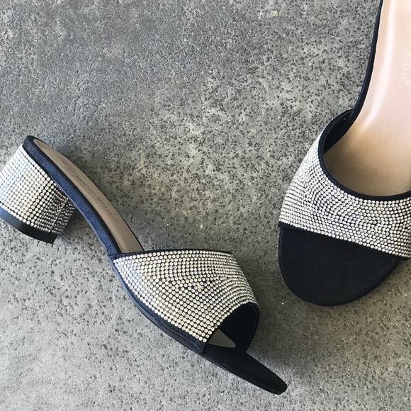 1 Left! NB Rhinestone Black Heel Mule Sandals - Picture 2 of 8